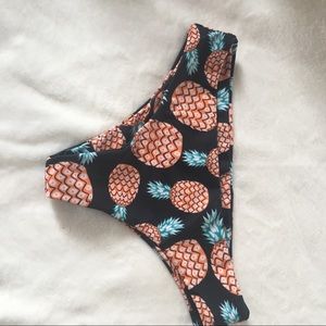 Black swim-suit with pineapple